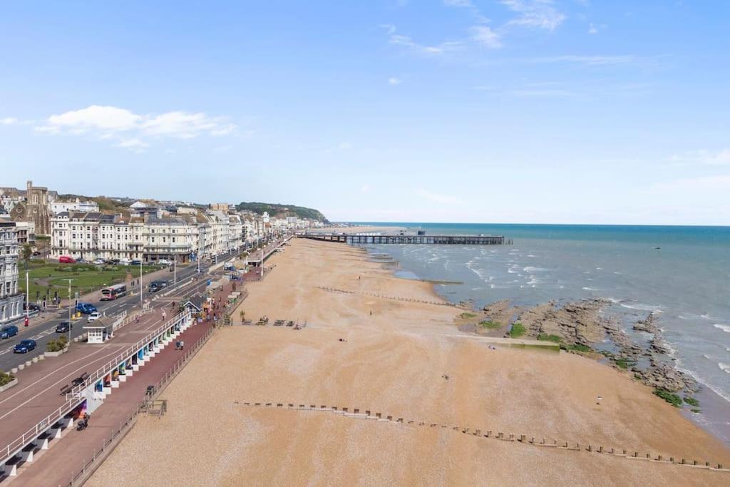 Luxurious Victorian, A Few Minutes From The Beach - Sleeps 2 Adults And Up To 3 Children Apartman St Leonards-on-Sea Kültér fotó