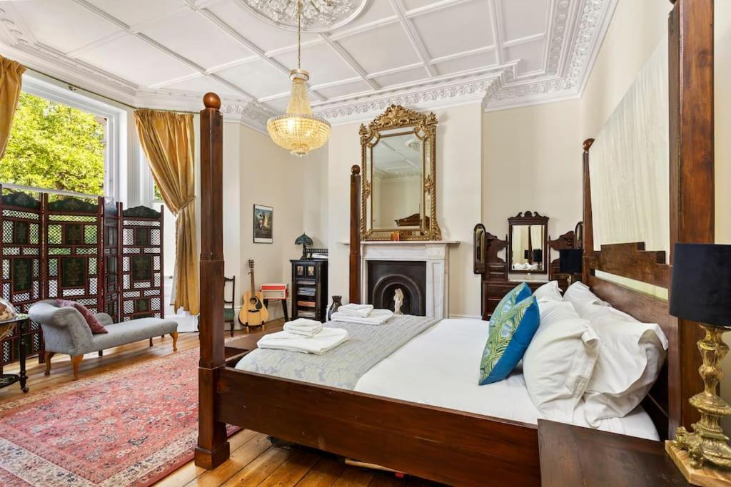 Luxurious Victorian, A Few Minutes From The Beach - Sleeps 2 Adults And Up To 3 Children Apartman St Leonards-on-Sea Kültér fotó